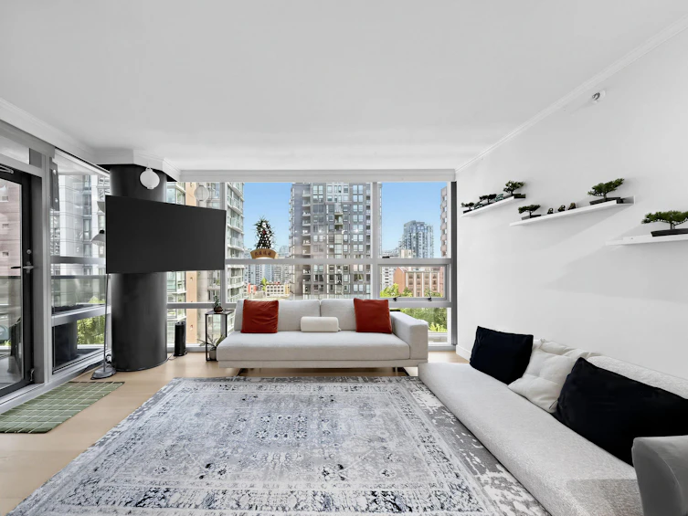 708-1050 Burrard Street, Vancouver, BC, V6Z 2S3 - 3
