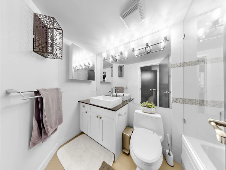 708-1050 Burrard Street, Vancouver, BC, V6Z 2S3 - 7