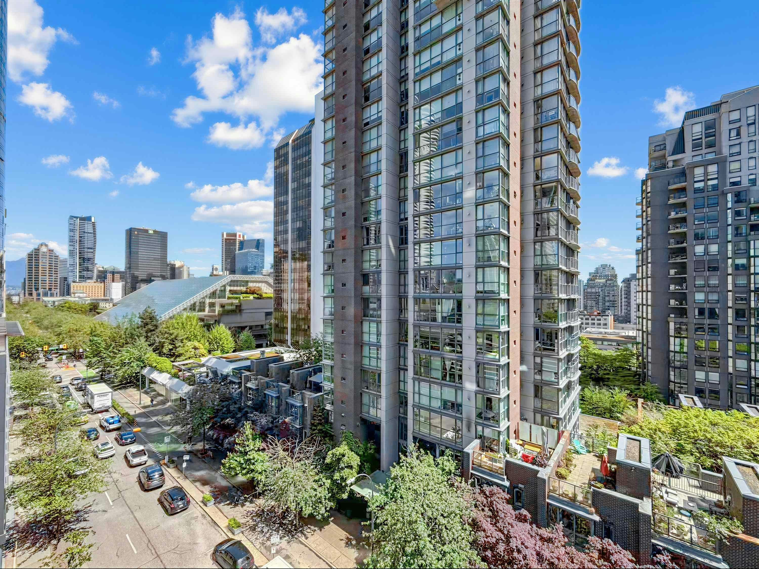 708-1050 Burrard Street, Vancouver, BC, V6Z 2S3 - 17