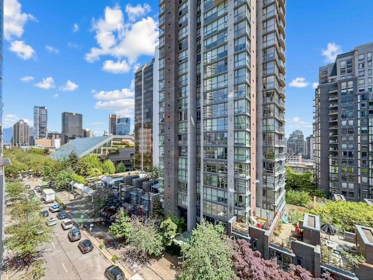 708-1050 Burrard Street, Vancouver, BC, V6Z 2S3 - 17
