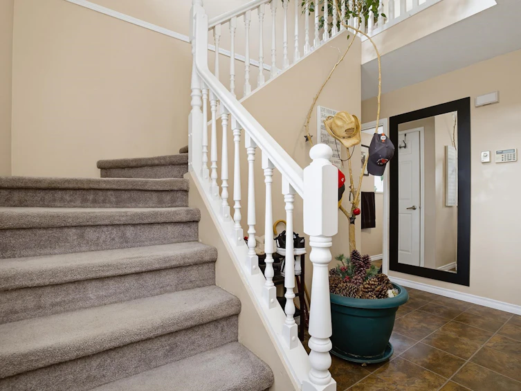 7957 Burdock Street, Mission, BC, V2V 4Y5 - 5