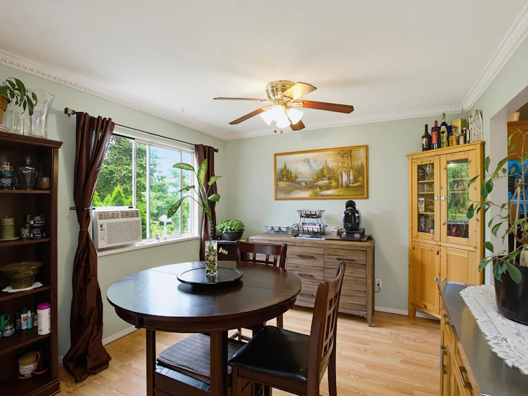 7957 Burdock Street, Mission, BC, V2V 4Y5 - 9