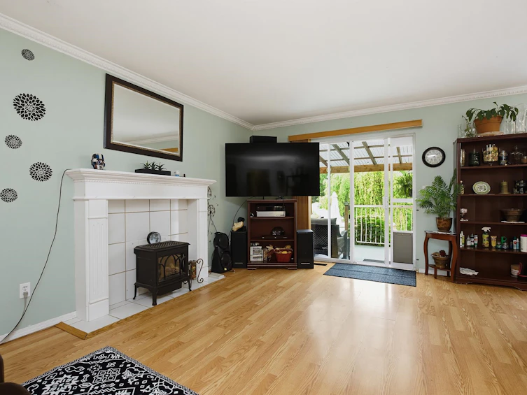 7957 Burdock Street, Mission, BC, V2V 4Y5 - 6