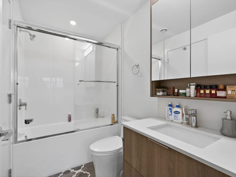E512-10829 140 Street, Surrey, BC, V6V 0A8 - 19