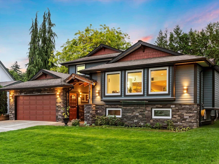 3672 Burnside Drive, Abbotsford, BC, V3G 1H7 - 2