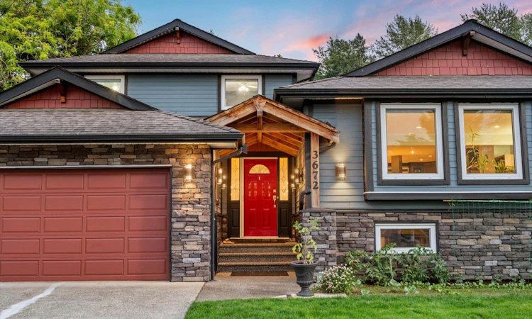 3672 Burnside Drive