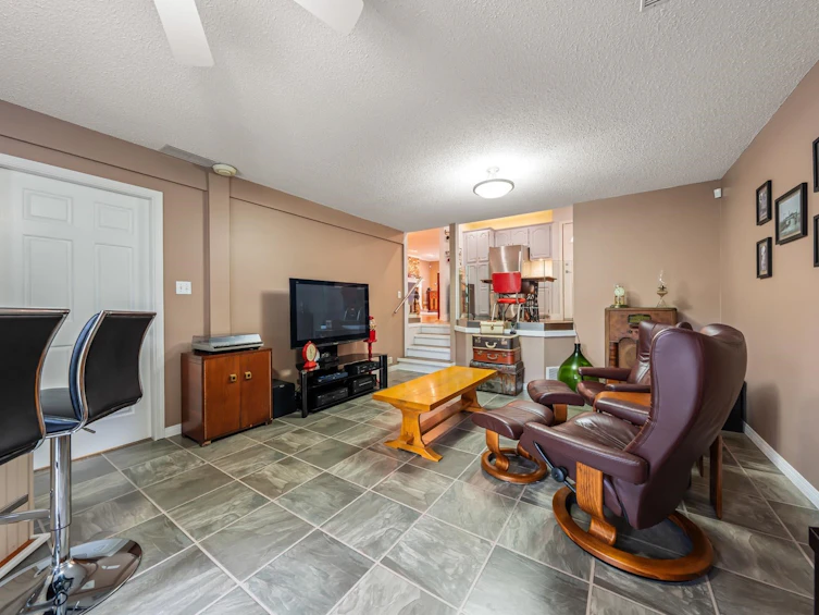 3162 Oxford Street, Port Coquitlam, BC, V3B 4C5 - 14