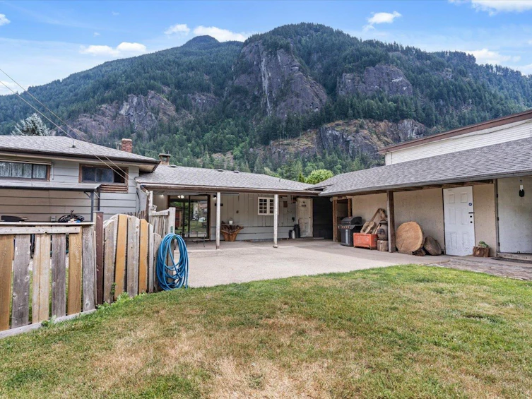 19865 Peter Street, Hope, BC, V0X 1L2 - 34