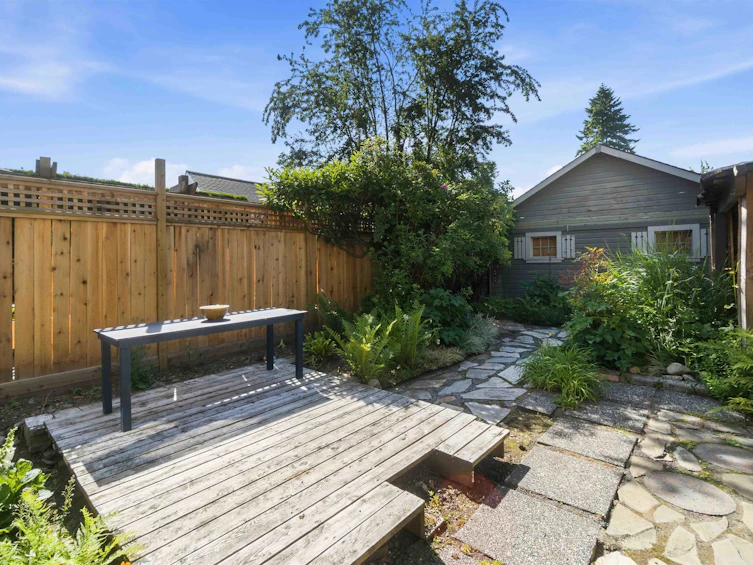 205 Fourth Avenue, New Westminster, BC, V3L 1N5 - 28