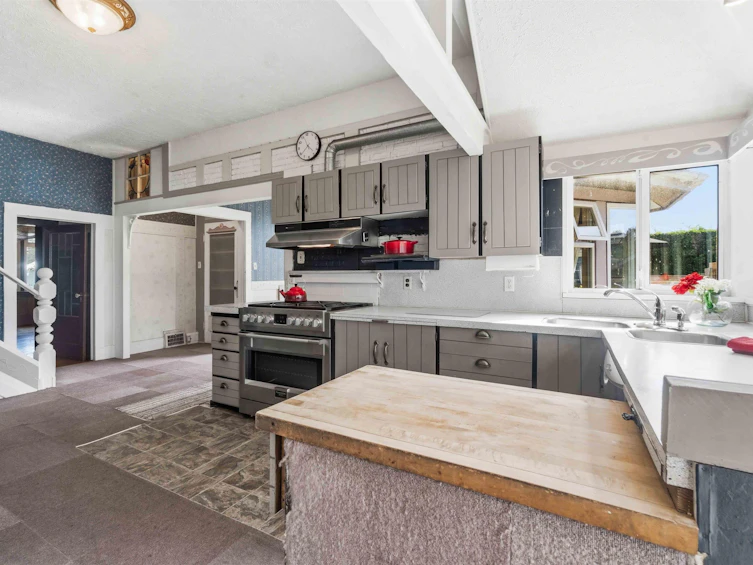 205 Fourth Avenue, New Westminster, BC, V3L 1N5 - 13