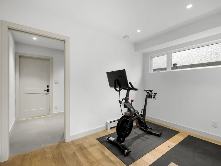 653 W 18th Avenue, Vancouver, BC, V5Z 1V9 - 37