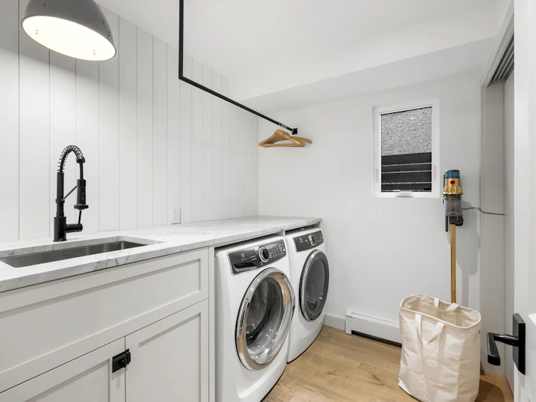 653 W 18th Avenue, Vancouver, BC, V5Z 1V9 - 33