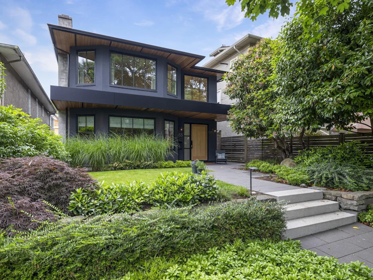 653 W 18th Avenue, Vancouver, BC, V5Z 1V9 - 2