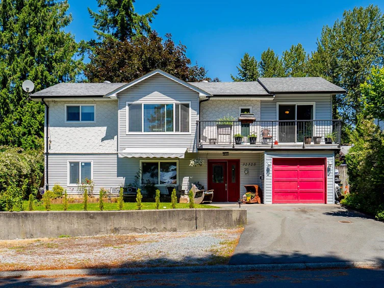 32325 Ptarmigan Drive, Mission, BC, V2V 5K3 - 2