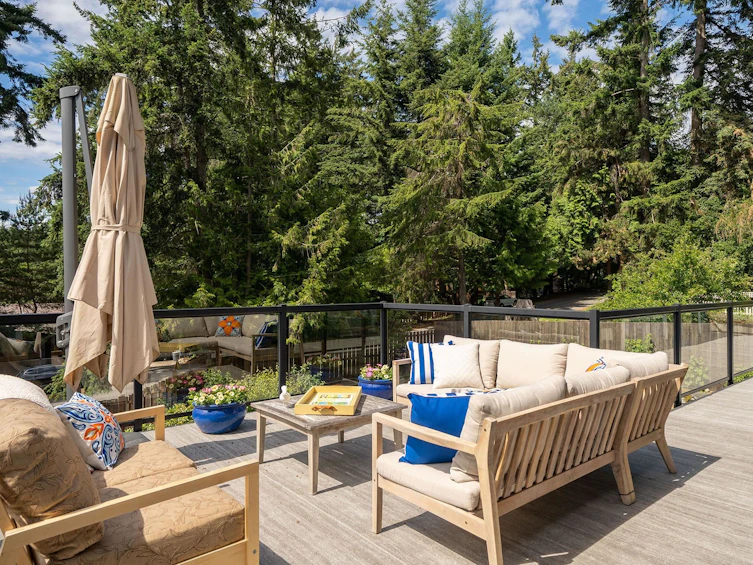 1569 Whitesails Drive, Bowen Island, BC, V0N 1G2 - 8