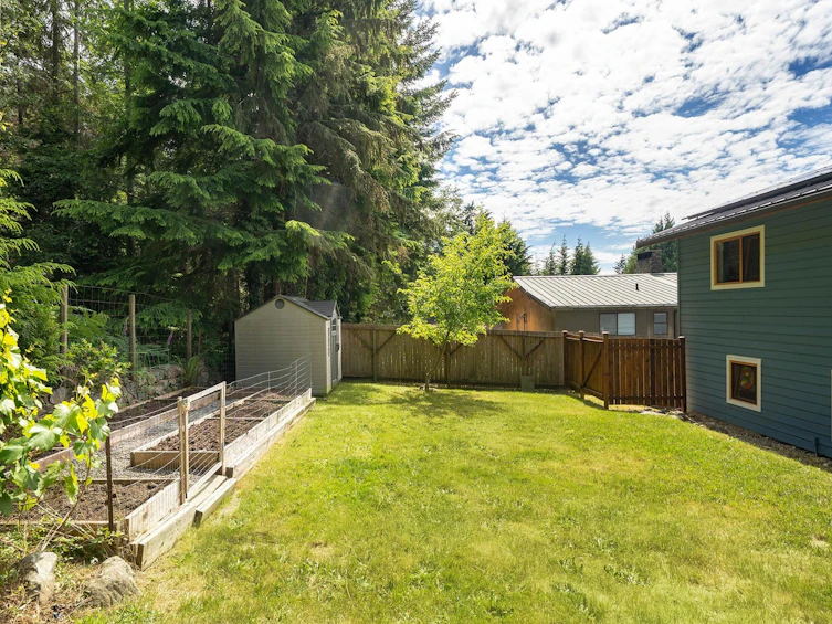 1569 Whitesails Drive, Bowen Island, BC, V0N 1G2 - 40