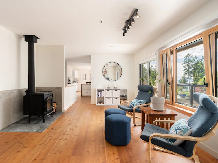 1569 Whitesails Drive, Bowen Island, BC, V0N 1G2 - 13