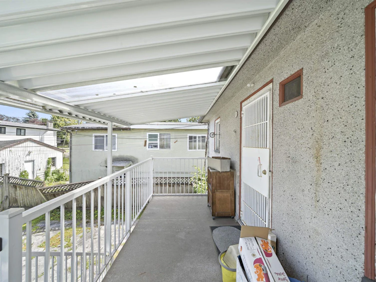 942 Nanaimo Street, Vancouver, BC, V5L 4S9 - 12