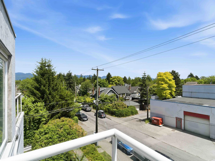 402-3505 W Broadway, Vancouver, BC, V6R 2B5 - 36