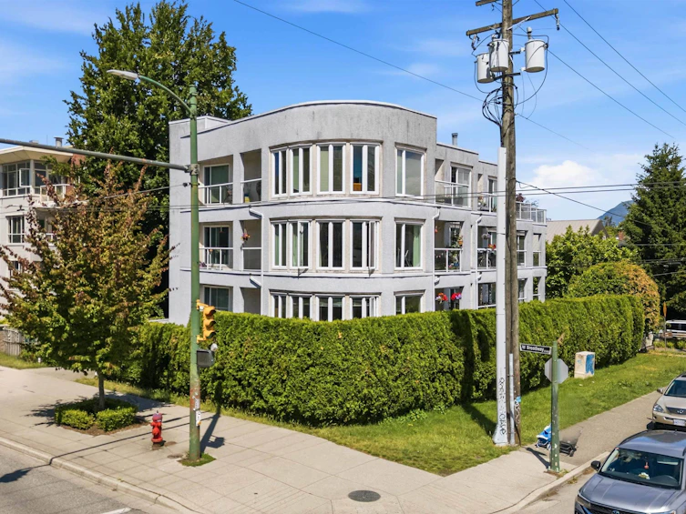 402-3505 W Broadway, Vancouver, BC, V6R 2B5 - 34