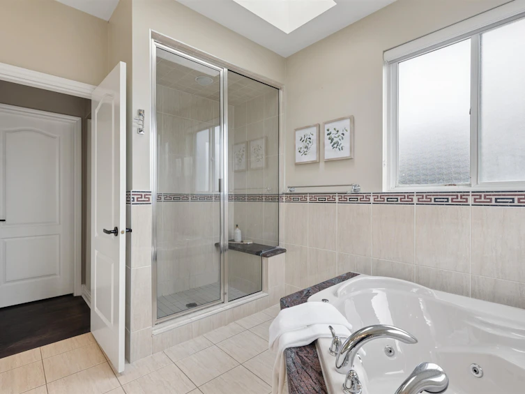7371 Manning Court, Richmond, BC, V7A 4J3 - 24