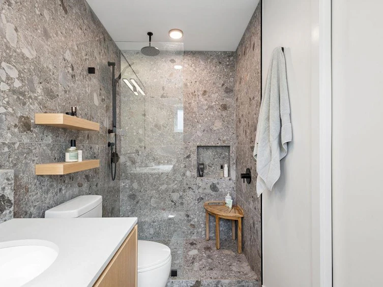 11 E 19th Avenue, Vancouver, BC, V5V 1H8 - 22
