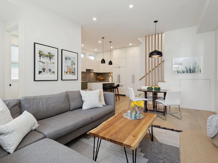 11 E 19th Avenue, Vancouver, BC, V5V 1H8 - 8