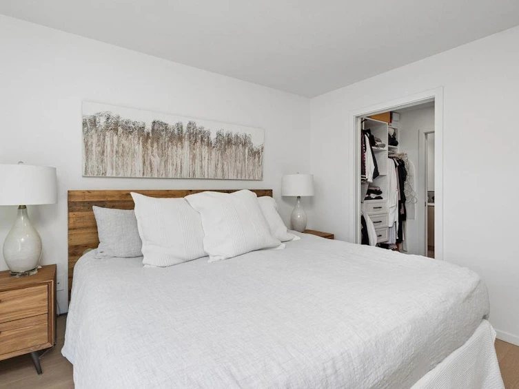 11 E 19th Avenue, Vancouver, BC, V5V 1H8 - 18