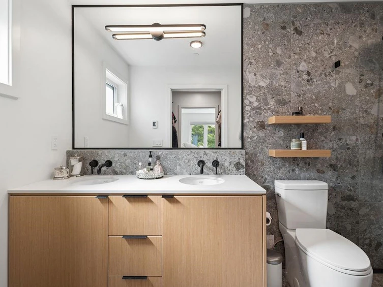 11 E 19th Avenue, Vancouver, BC, V5V 1H8 - 20