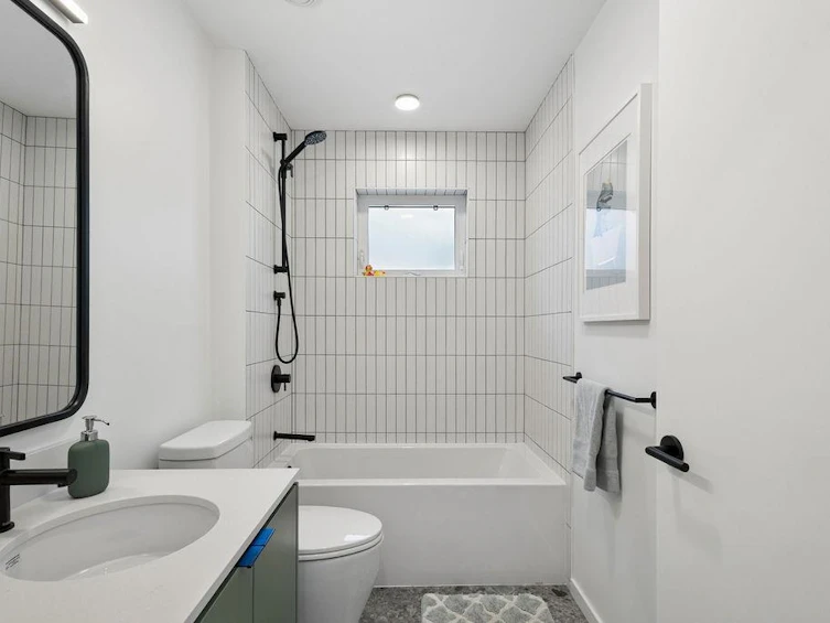 11 E 19th Avenue, Vancouver, BC, V5V 1H8 - 25