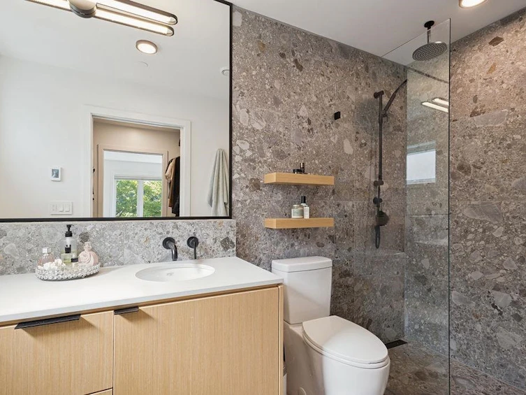 11 E 19th Avenue, Vancouver, BC, V5V 1H8 - 21