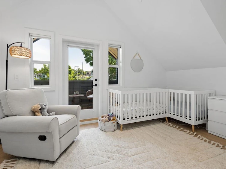 11 E 19th Avenue, Vancouver, BC, V5V 1H8 - 27