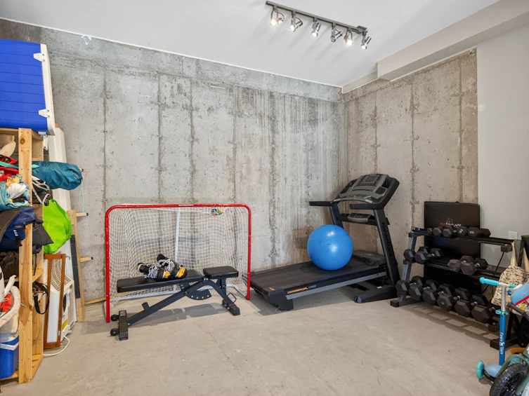 11-3470 Highland Drive, Coquitlam, BC, V3E 0M1 - 38
