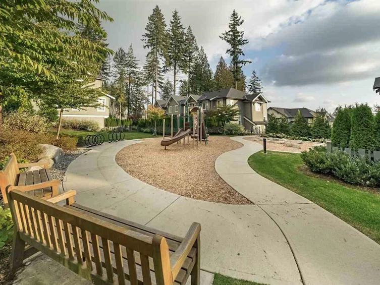 11-3470 Highland Drive, Coquitlam, BC, V3E 0M1 - 39