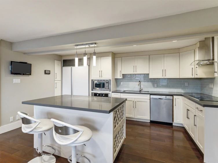 1995 Sasamat Place, Vancouver, BC, V6R 4A3 - 8