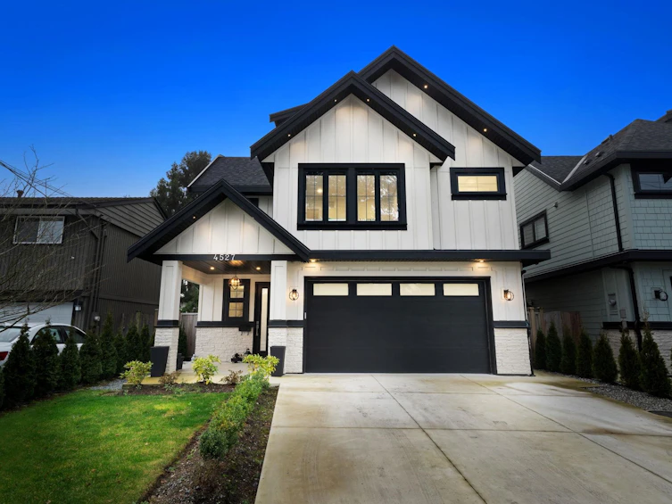 4527 46a Street, Delta, BC, V4K 2M5