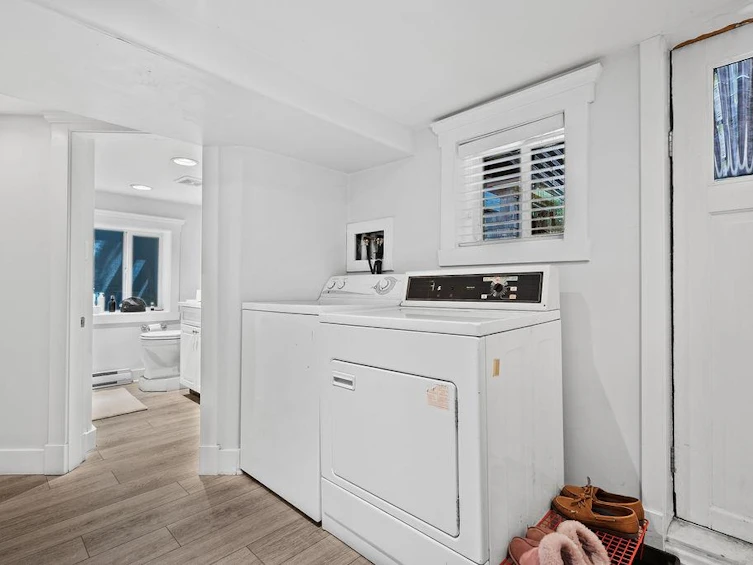 184 E 22nd Avenue, Vancouver, BC, V5V 1T6 - 24
