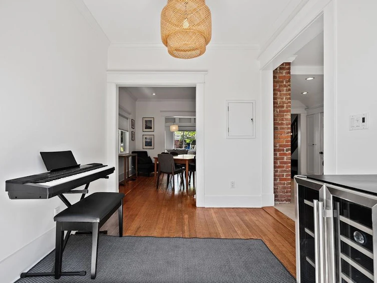 184 E 22nd Avenue, Vancouver, BC, V5V 1T6 - 11