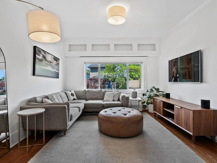 184 E 22nd Avenue, Vancouver, BC, V5V 1T6 - 2