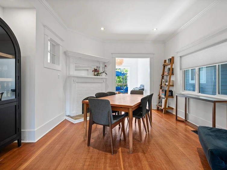 184 E 22nd Avenue, Vancouver, BC, V5V 1T6 - 4