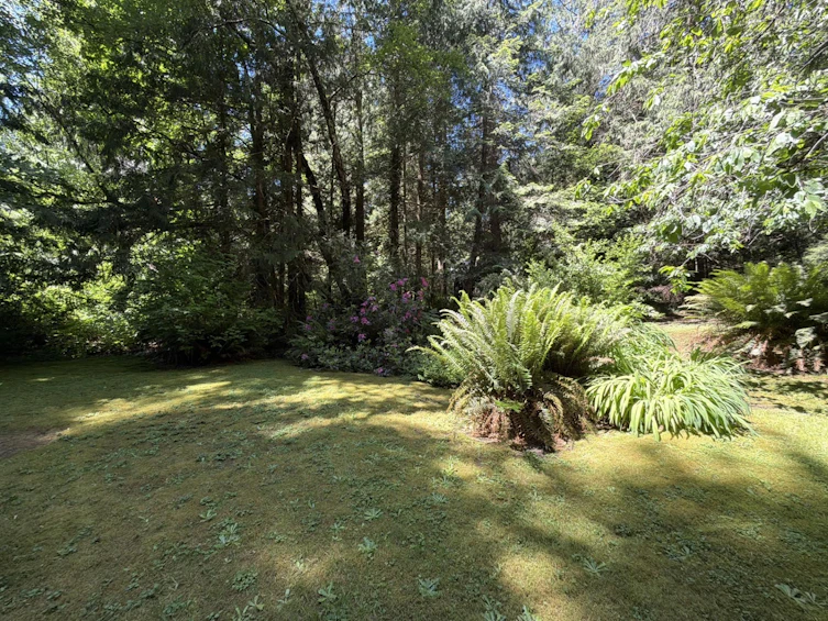 3658 Beach Avenue, Roberts Creek, BC, V0N 2W2 - 9