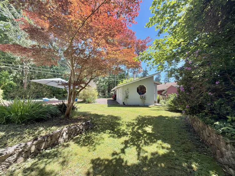 3658 Beach Avenue, Roberts Creek, BC, V0N 2W2 - 4