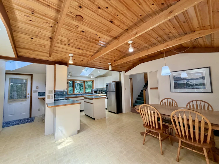 3658 Beach Avenue, Roberts Creek, BC, V0N 2W2 - 28