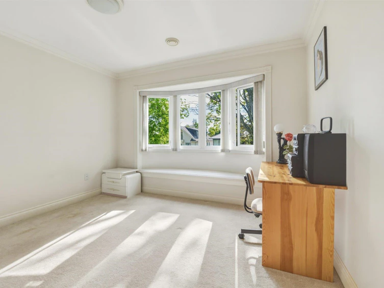 6582 Maple Street, Vancouver, BC, V6P 5P2 - 12