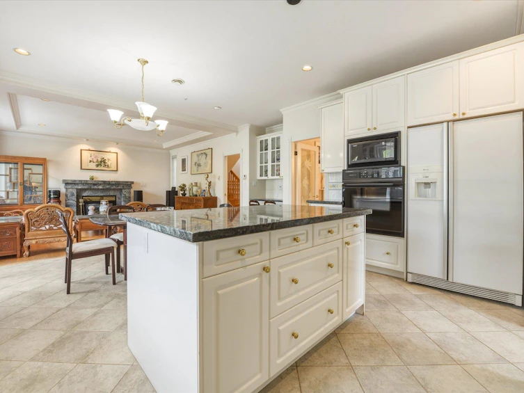 6582 Maple Street, Vancouver, BC, V6P 5P2 - 25