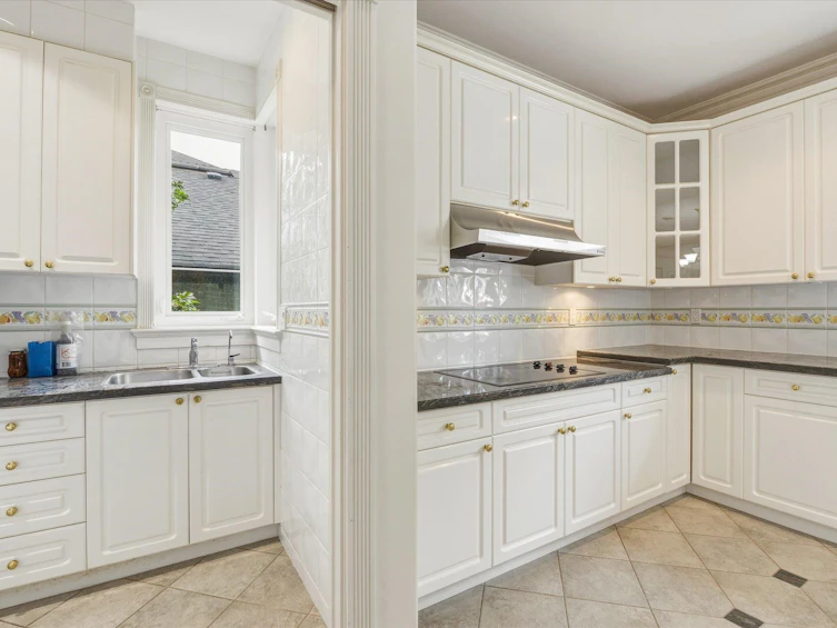 6582 Maple Street, Vancouver, BC, V6P 5P2 - 27