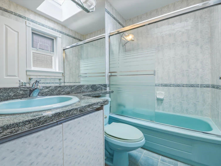 6582 Maple Street, Vancouver, BC, V6P 5P2 - 14