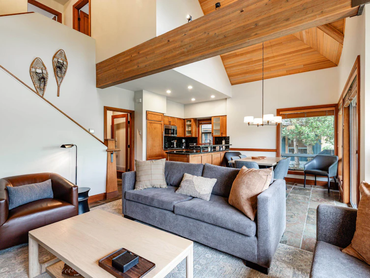 4728 A Settebello Drive, Whistler, BC, V8E 0Z4 - 6