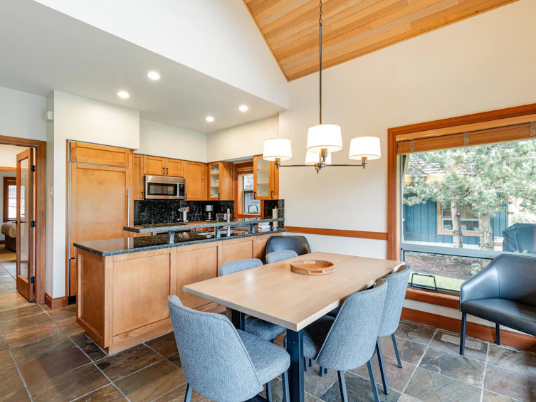 4728 A Settebello Drive, Whistler, BC, V8E 0Z4 - 14