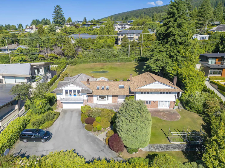 685 King Georges Way, West Vancouver, BC, V7S 1S2 - 36